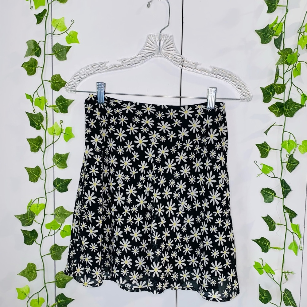 Divergent Flower Skirt